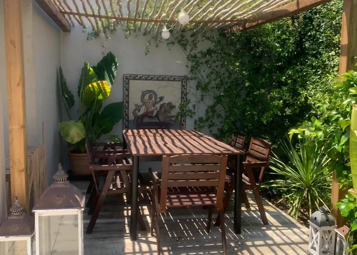 Duplex indépendant avec accès piscine